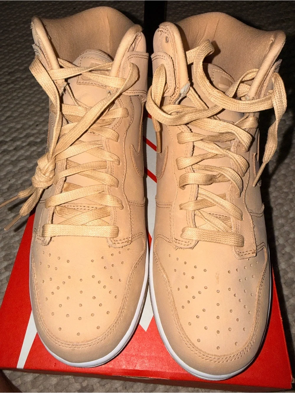 Nike Women’s Dunk High Premium Beige/Tan High-Top Sneakers Sz 10